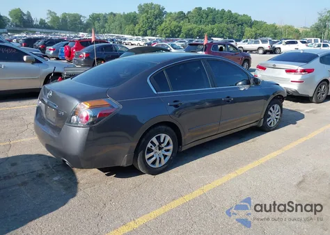 2008 Nissan Altima 2.5 S z USA, uszkodzony, nr VIN 1N4AL21E58N557301